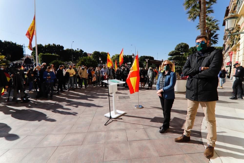 Más de un centenar de personas arropa a Vox en Murcia un acto en defensa de la Constitución