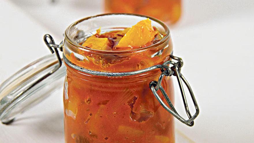 Verleiht nicht nur indischen  Gerichten eine besondere Würze: Das Mango Chutney von Marc Fosh zum Selbermachen.