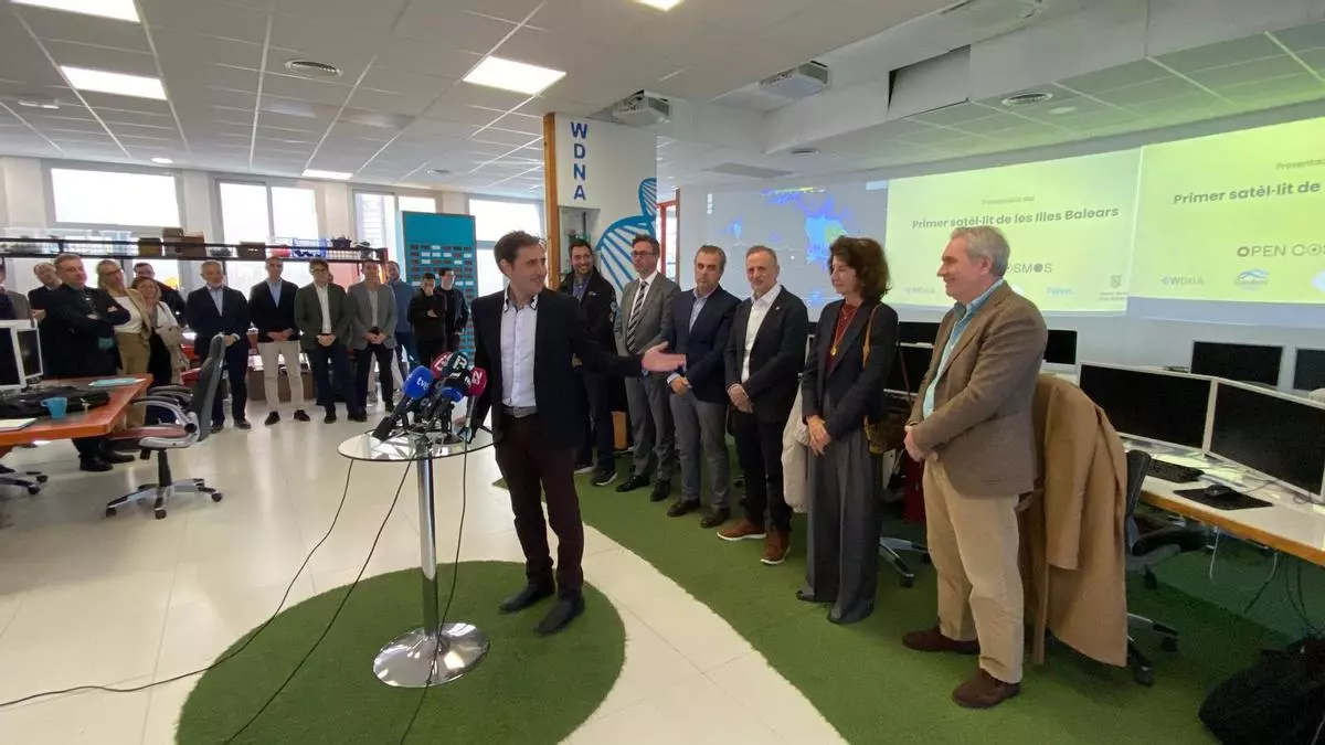 VÍDEO | Baleares lanzará su primer satélite para mitigar los efectos del cambio climático