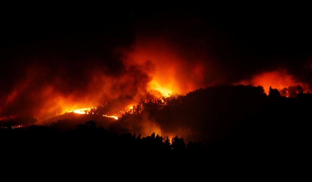 Incendio de grandes dimensiones en Portugal