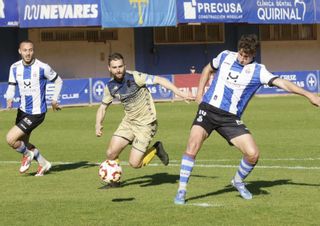 Tres de los pilares del ascenso del Avilés seguirán en el club para la próxima temporada