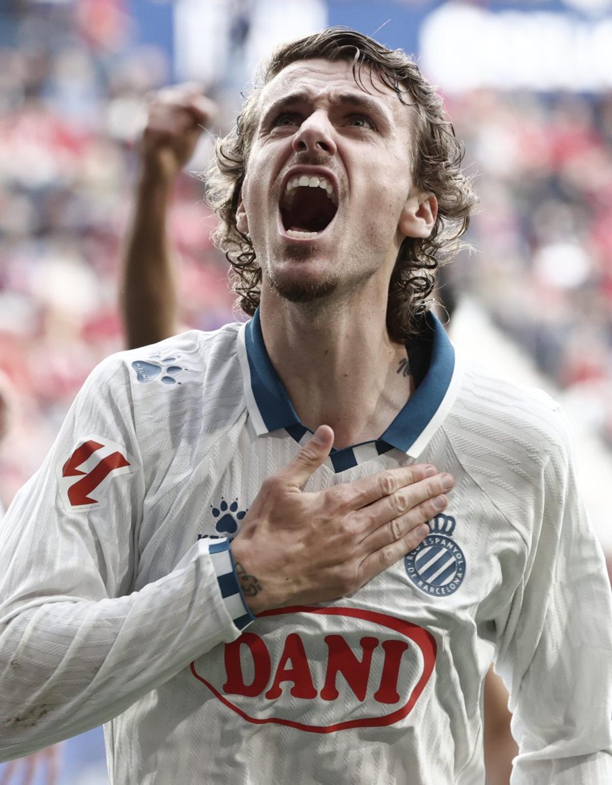 Un Espanyol de Primera segella la salvació a Pamplona