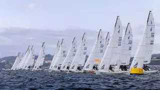 Luis Martínez Doreste lidera el Nacional de J70 en A Coruña