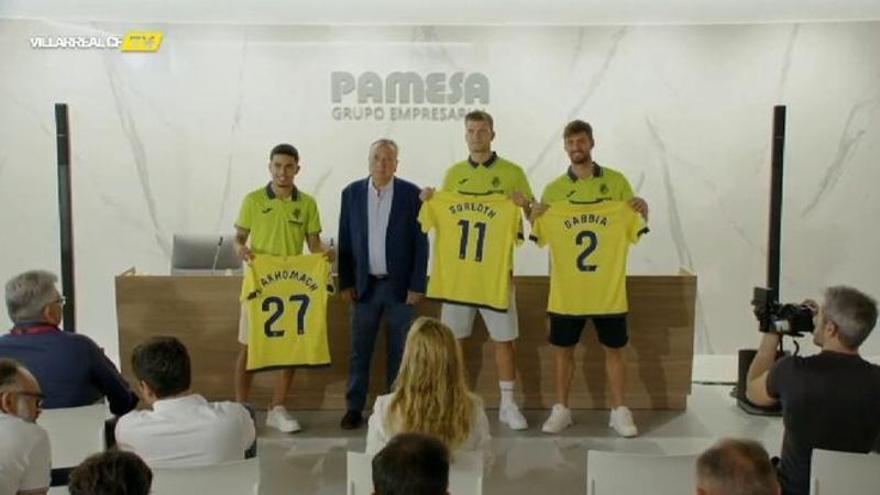 Sorloth durante su presentación como nuevo jugador del Villarreal CF
