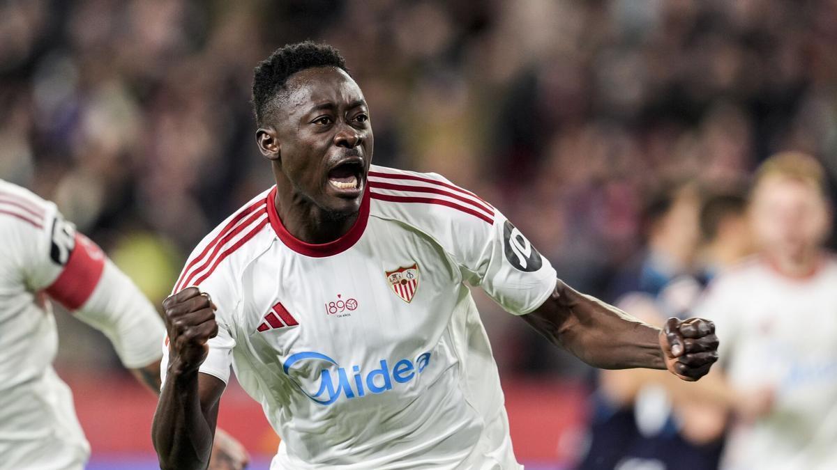 Akor Adams, en el Sevilla-Athletic Club de Liga en el Ramón Sánchez-Pizjuán