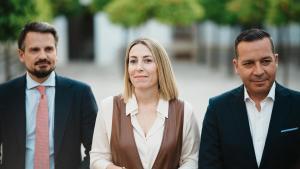 Fotogalería | Acuerdo PP-Vox para investir a María Guardiola presidenta de Extremadura