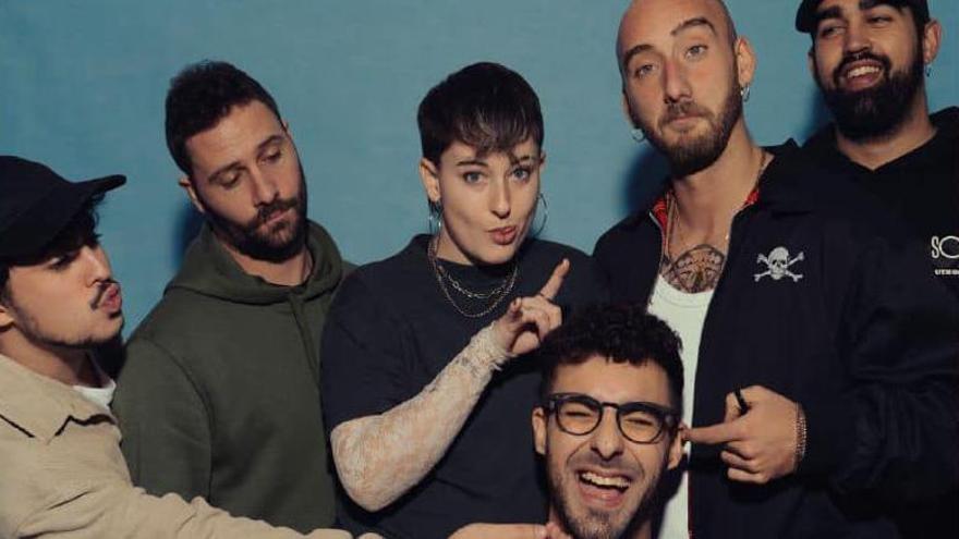El grupo "Sa Pena" actúa en el Festillop de Villalonga