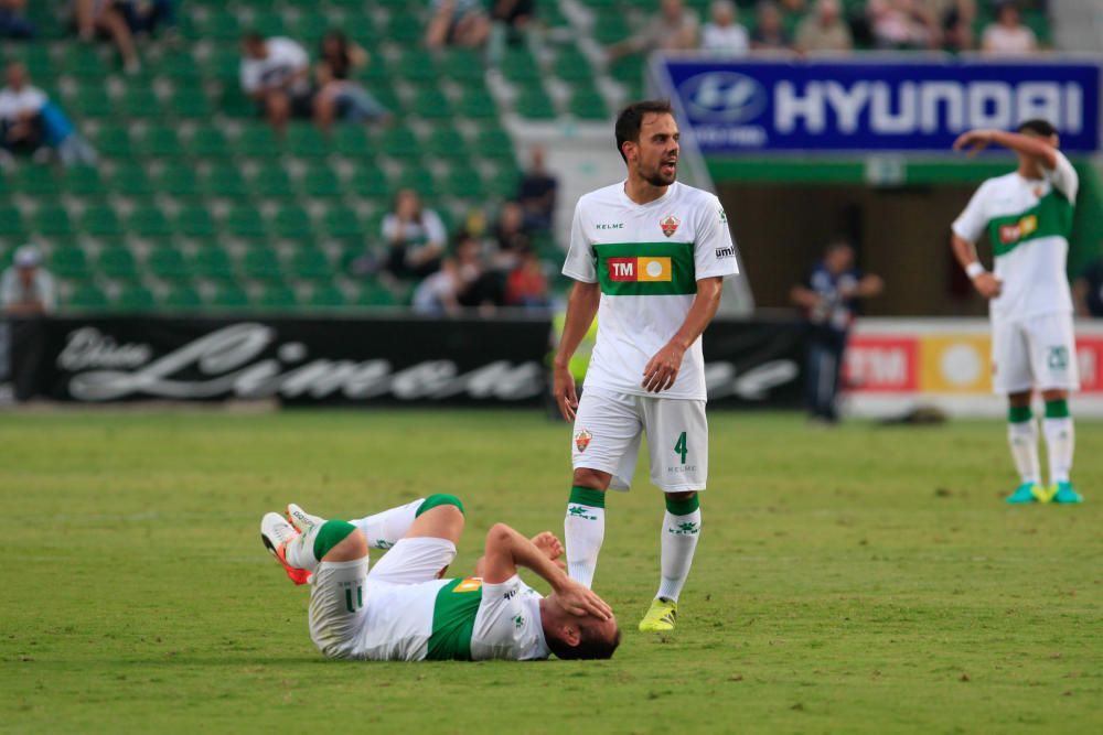 Elche y Nàstic empatan en el Martínez Valero