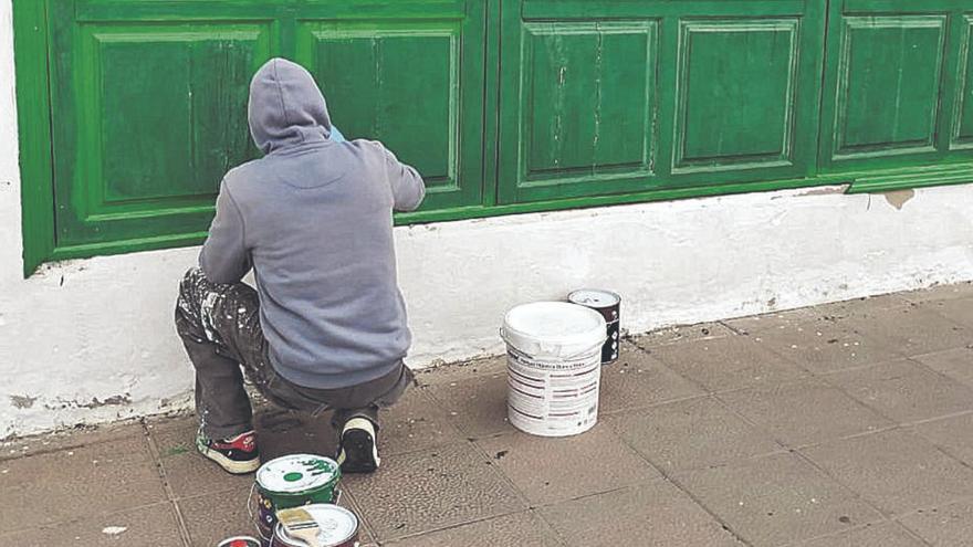 Fin de semana de pintadas y destrozos en Costa Teguise y  el casco histórico