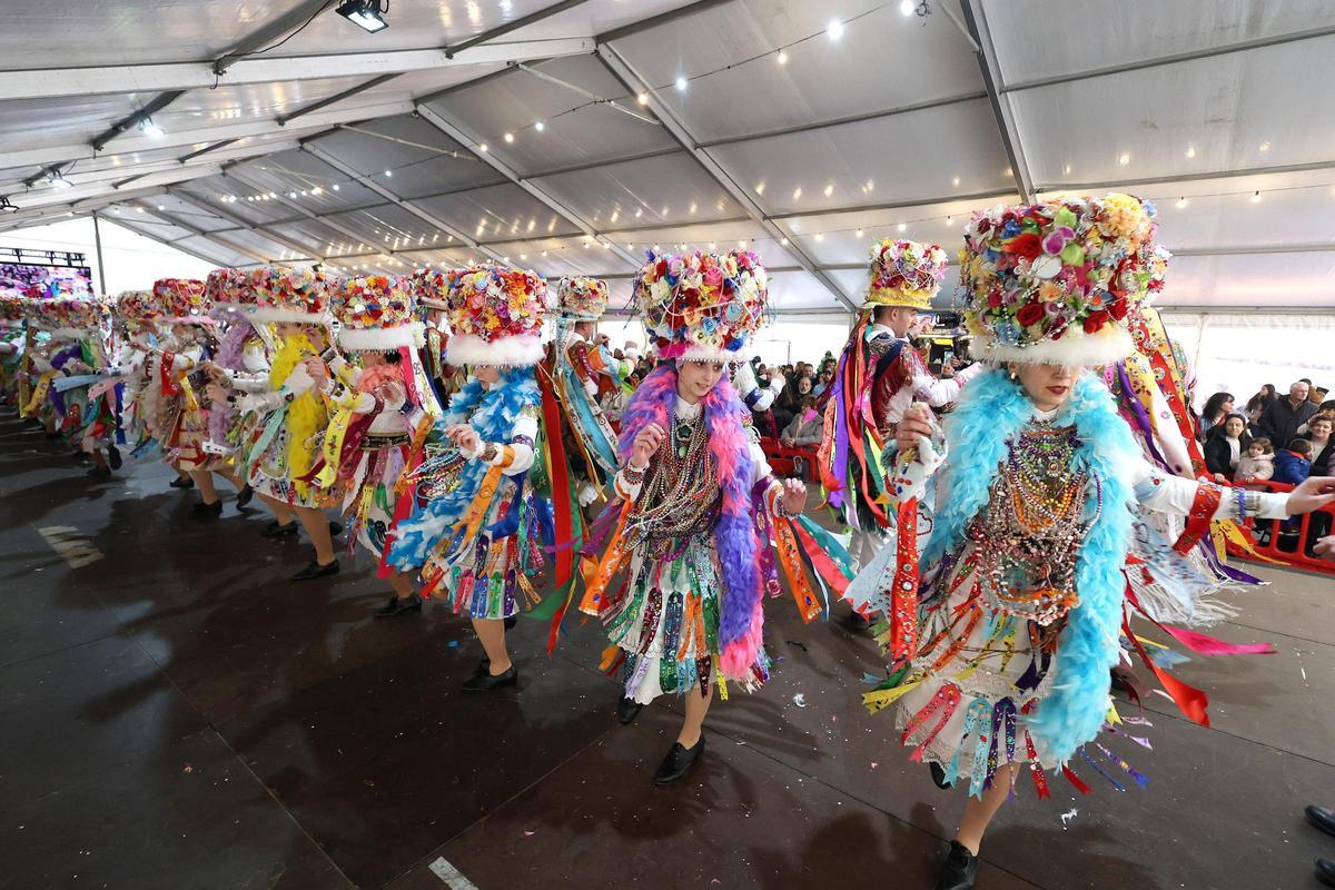 Baile de Madamas e Galáns en Riomaior