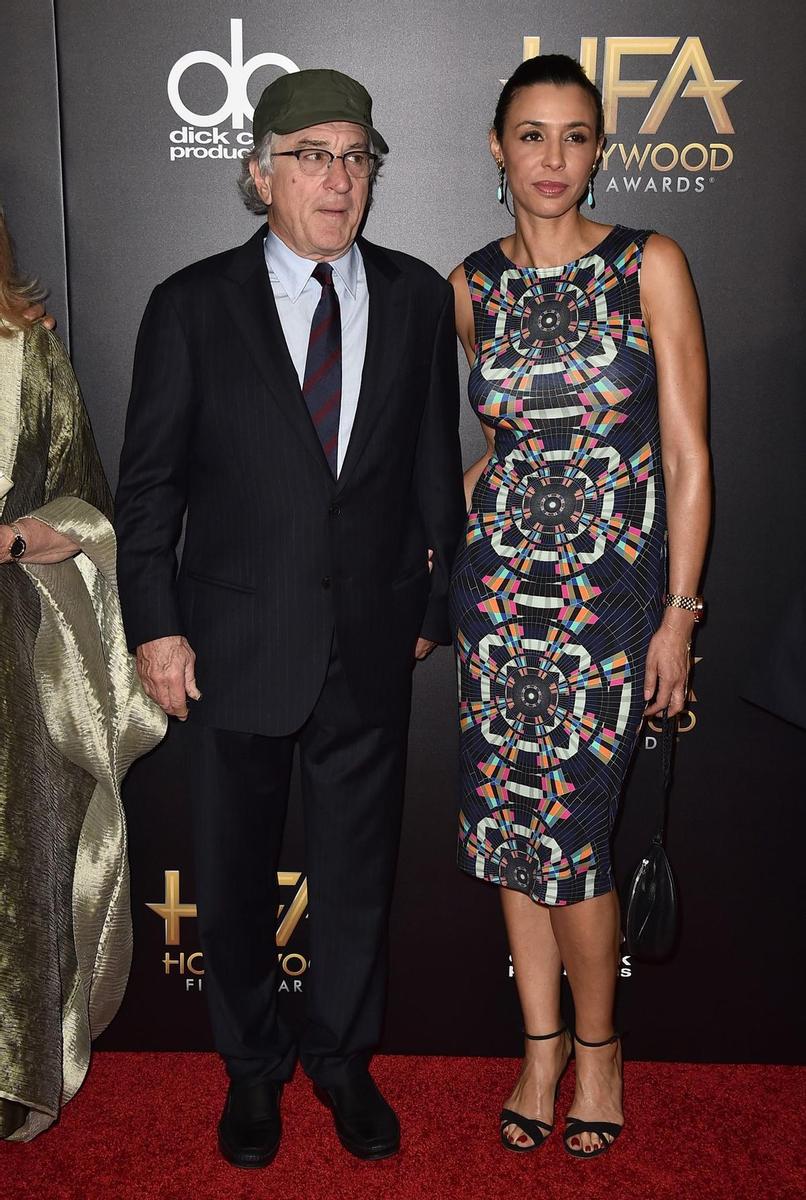 Robert de Niro y su mujer en los Premios de Cine de Hollywood 2015