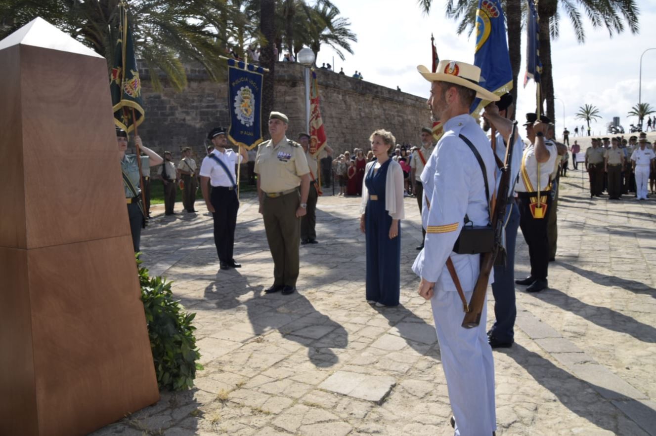 Las Fuerzas Armadas celebran su fiesta en el Parc de la Mar de Palma