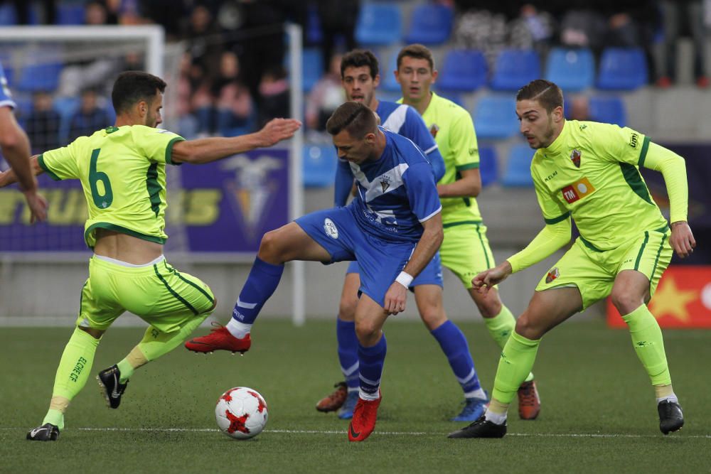 La victoria del Elche sobre el Badalona en imágenes