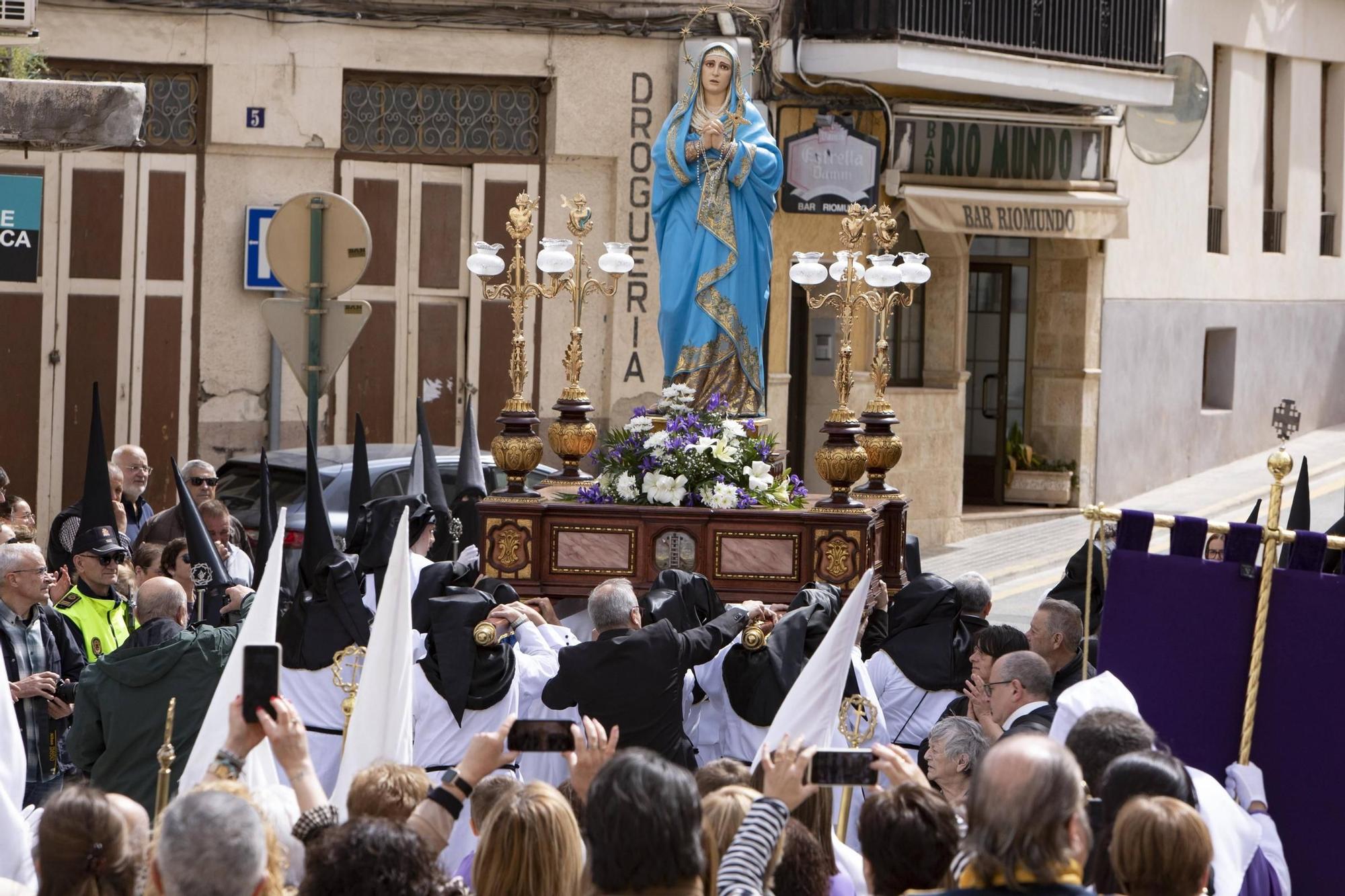 Las procesiones de Semana Santa toman las calles de Ontinyent