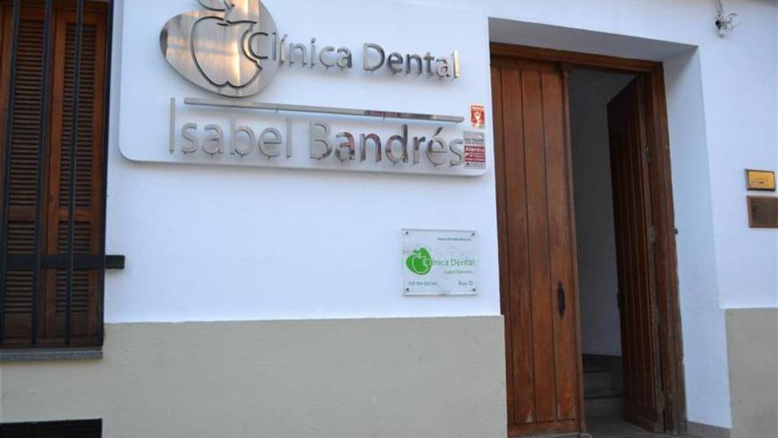 La hermana y el sobrino de una dentista de Zafra, entre las víctimas