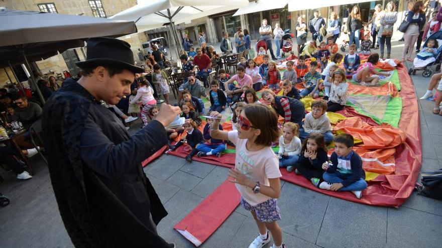 Una imagen de una fiesta de inicio de curso escolar en la Zona Monumental.