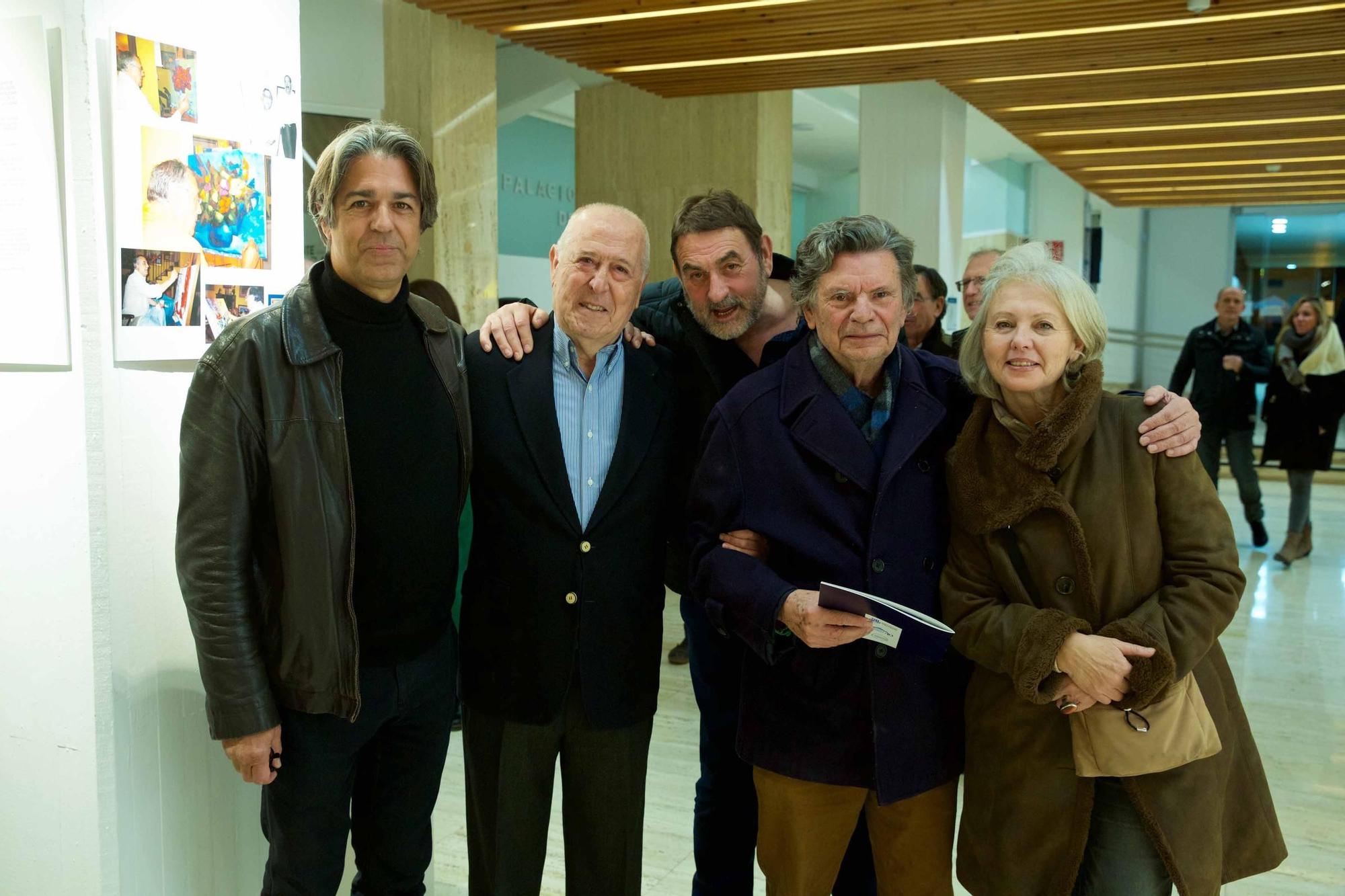 Inaugurción de la exposición sobre la última etapa del pintor Ruiz Morante en el Colegio de Médicos de Alicante