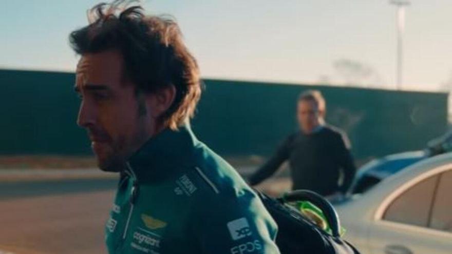 ¡El recibimiento en Silverstone! Fernando Alonso ya manda en Aston Martin