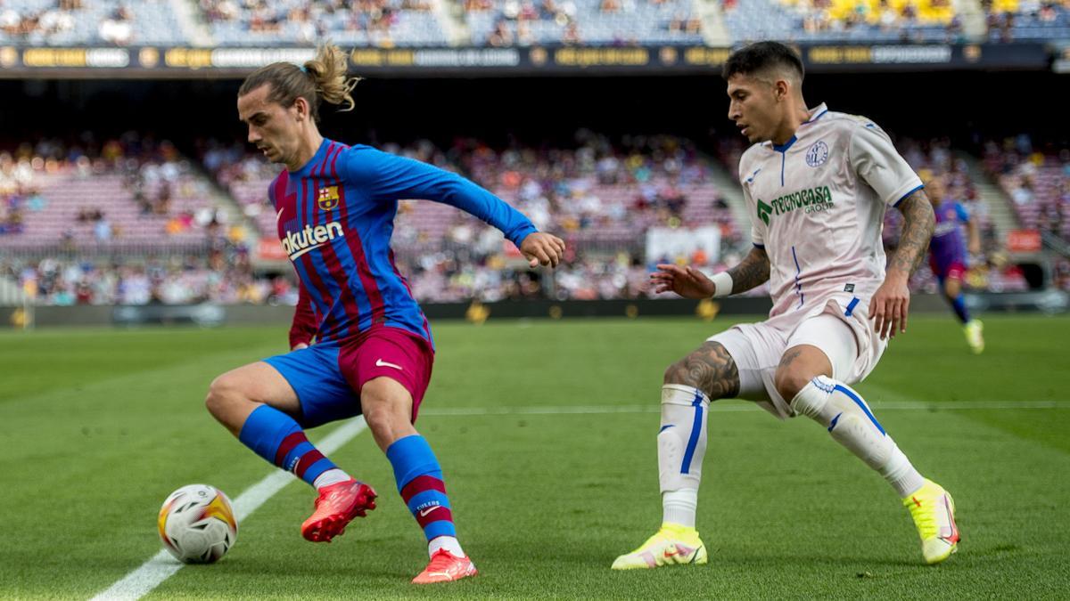 Griezmann durante el partido de liga en el Camp Nou  entre el Barça y el Getafe