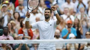 Djokovic celebra su triunfo de este sábado en Wimbledon.