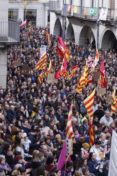 Mobilització a Girona amb motiu de la vaga feminista