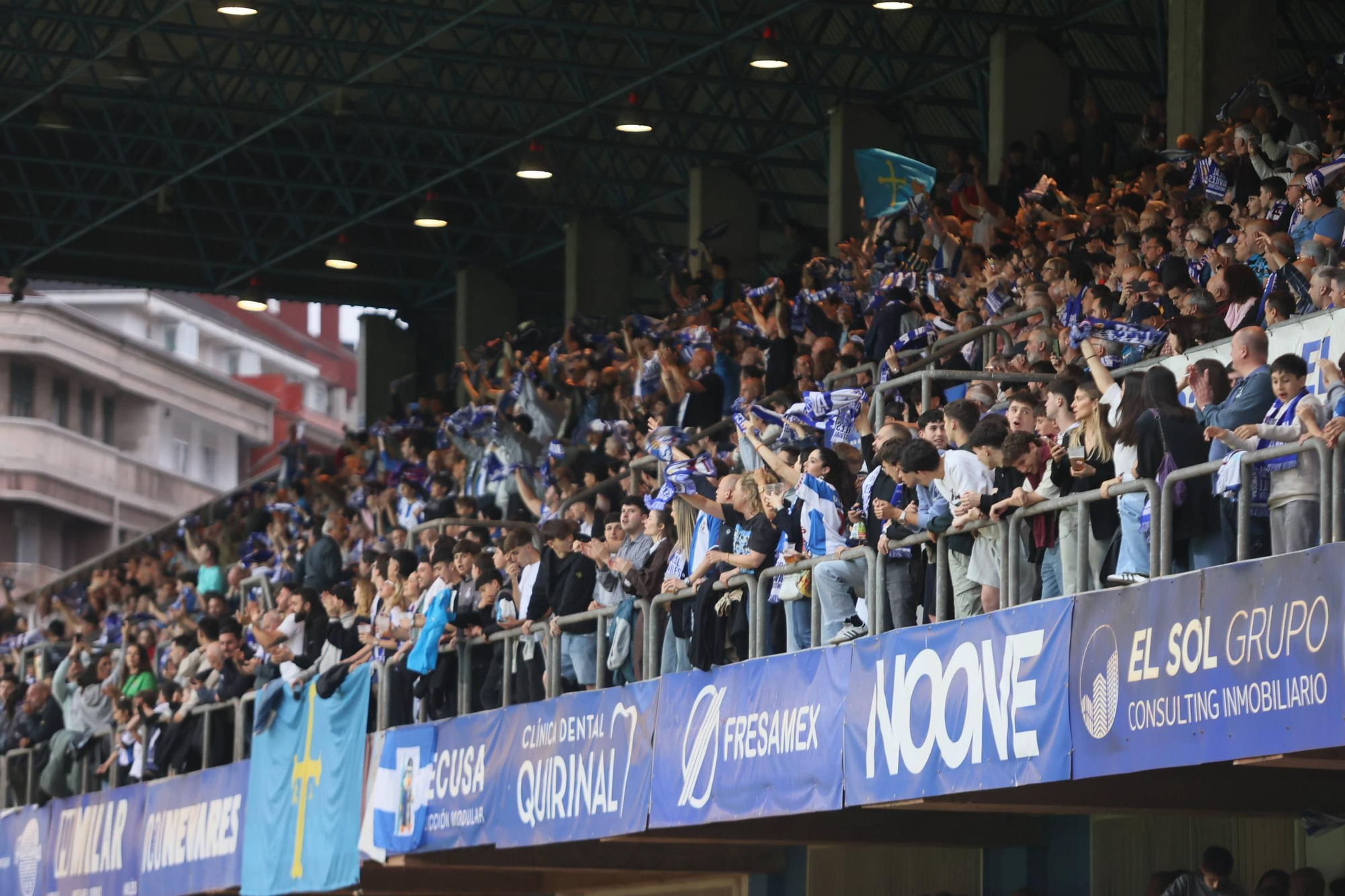 EN IMÁGENES: La final por el ascenso entre Avilés y Rayo Majadahonda vivida en el Suárez Puerta