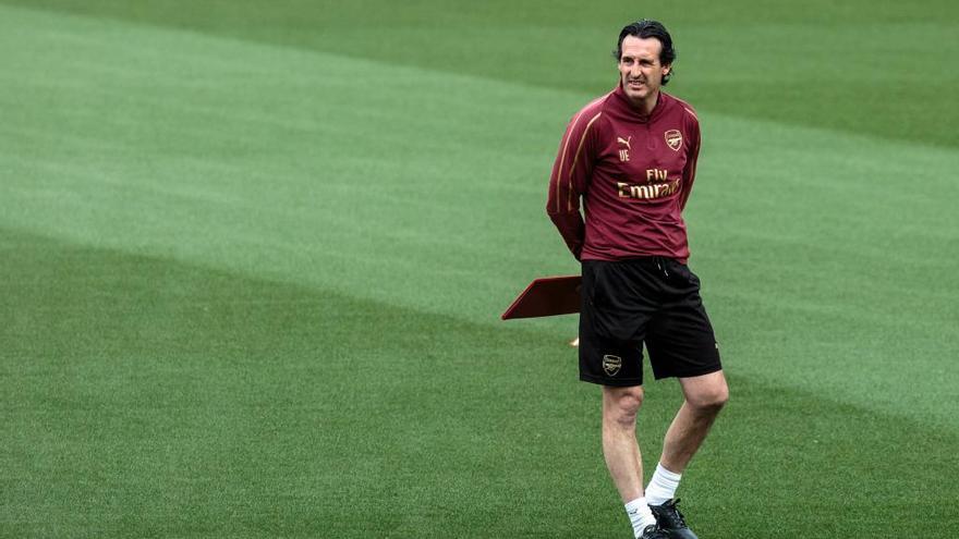 Emery: &quot;Celebré el gol de M&#039;Bia porque vivo el fútbol con mucha pasión&quot;