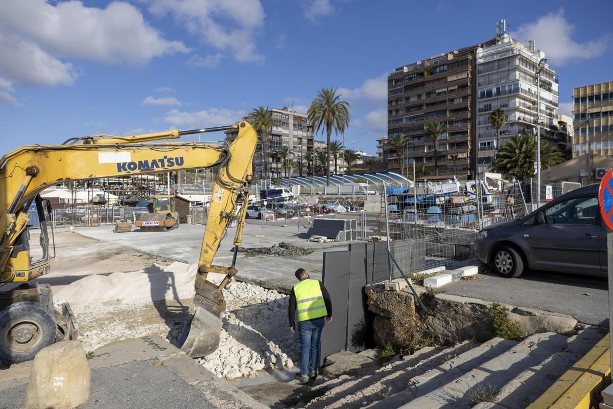Un muelle protegido sin agua Un muelle protegido sin agua