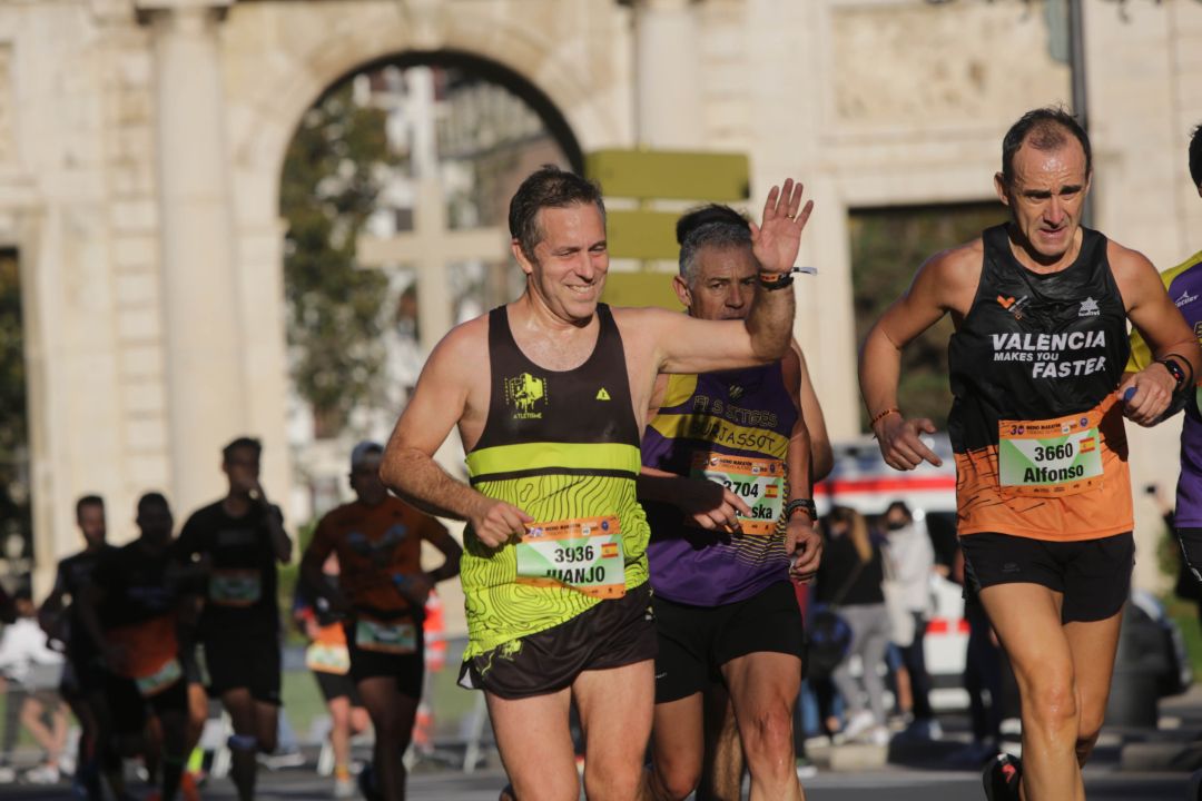 FOTOS | Búscate en el Medio Maratón Valencia 2021