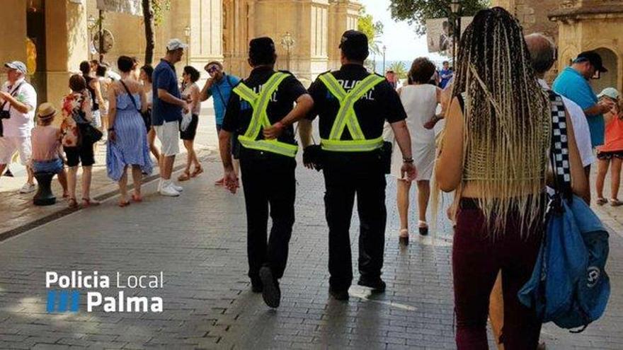 Un turista alemán intentar ahogar en el mar a un policía en Palma