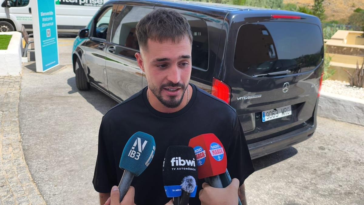 Arnau Tenas ha atendido a los medios desplazados hasta Marbella