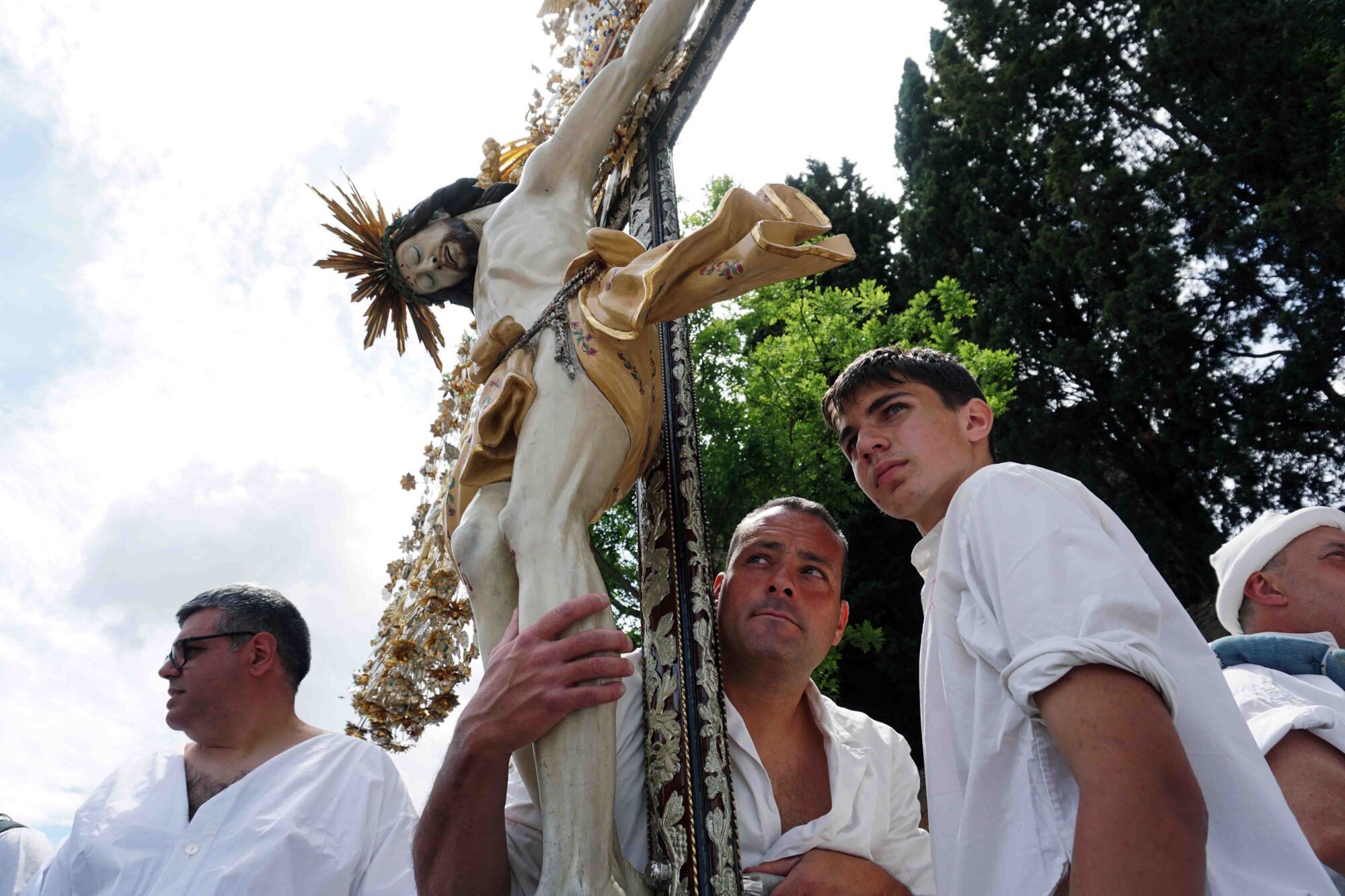 Salida procesional de varias cofradías de León, Portugal, Francia e Italia, durante el Jubileo 2025 en Roma