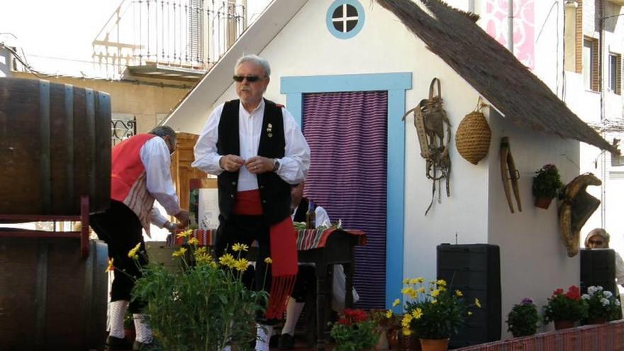 Las originales carrozas huertanas saldrán a las calles de Bullas.