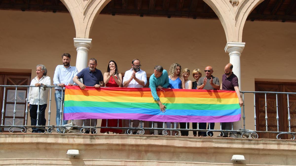 Antonio David Sánchez, José Luis Ruiz, María Hernández, Enrique Olcina, Fulgencio Gil, María de las Huertas García, Rosa María Medina, María Belén Pérez, Pedro Sosa y José Ángel Ponce, este miércoles.