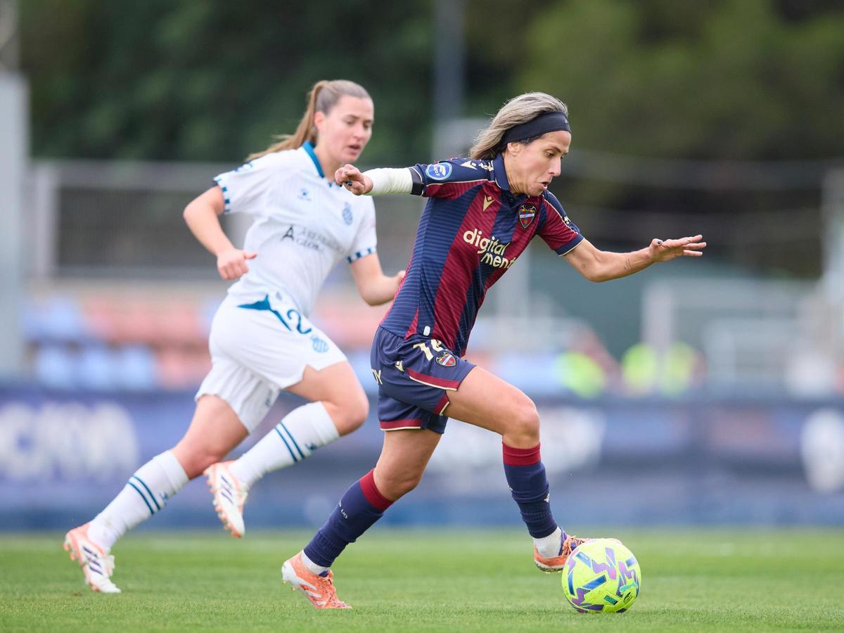 Dolores Silva en el partido ante el RCD Espanyol