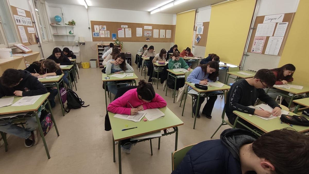 Alumnes de Solsona fent els exàmens de la convocatòria del 2023