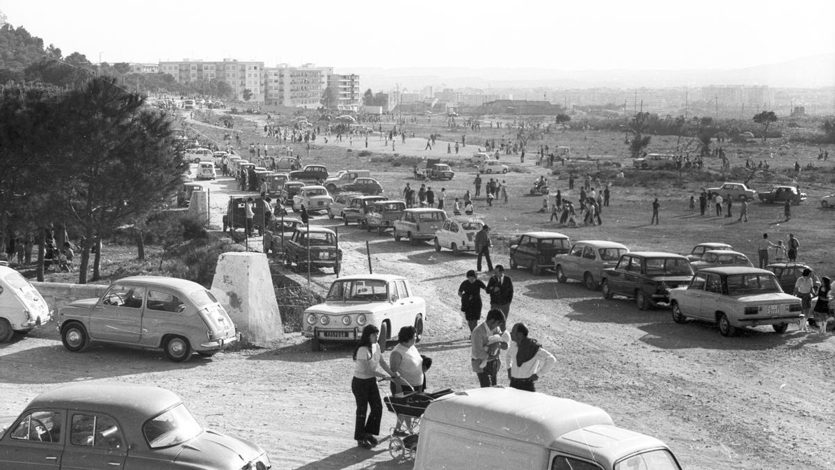Hace 50 años en Alicante, del 15 al 21 de abril de 1974: Antoñita Moreno triunfaba y los alicantinos se comían la mona en el antíguo hipódromo