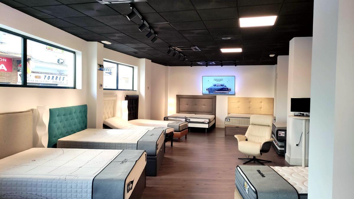 Los sofás y sillones Premium de MiColchón tienen una nueva tienda en El Palo  - La Opinión de Málaga
