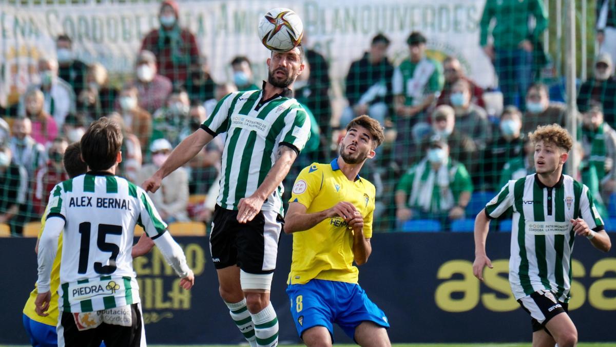 Las imágenes del Cádiz B-Córdoba CF