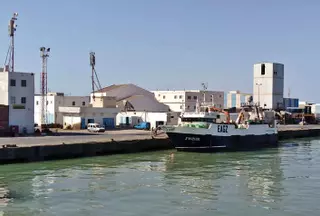 Mauritania se enroca con la UE mientras la pesca China crece en el país