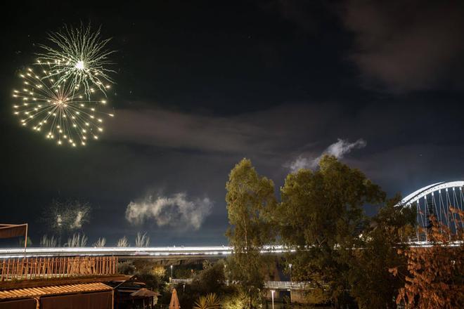 Los fuegos artificiales que dan brillo a la noche de Mérida