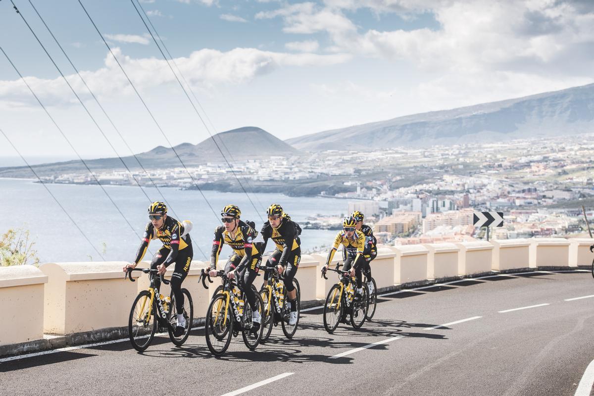 Archivo - Turismo de Canarias consolida a las Islas como destino de primer nivel para el entrenamiento del ciclismo profesional