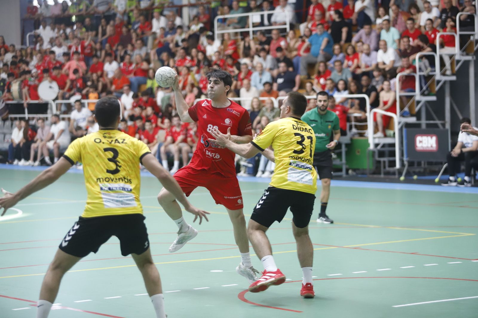 El Cajasur Córdoba BM - Handbol Sant Cugat en imágenes