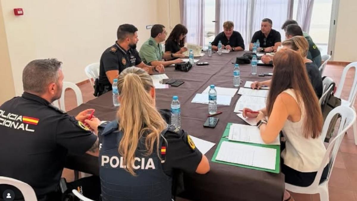 Imagen de archivo de una Junta Local de Seguridad celebrada en Chella.