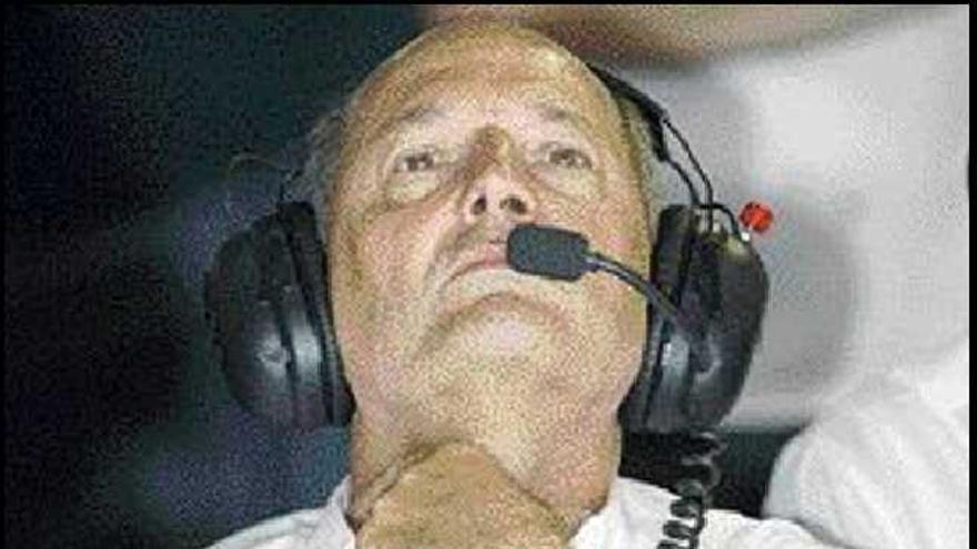 Ron Dennis, durante la disputa de un gran premio. / Giampiero Sposito