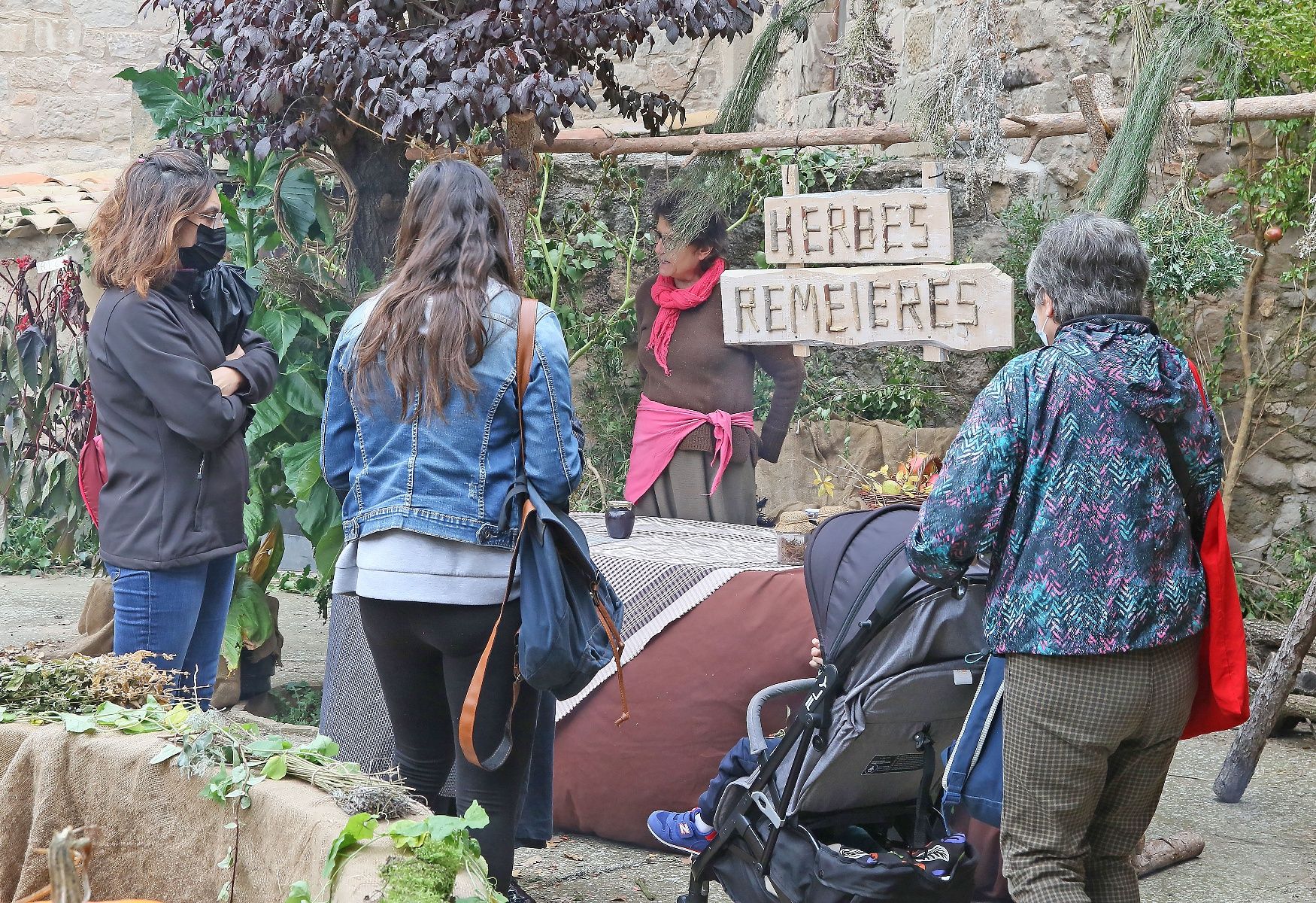 La Fira de les Bruixes de Sant Feliu Sasserra, en fotos