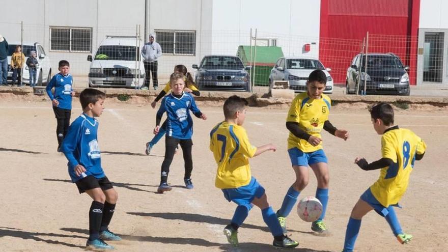 Maristas y Lapuerta luchan por el título en Benjamín B