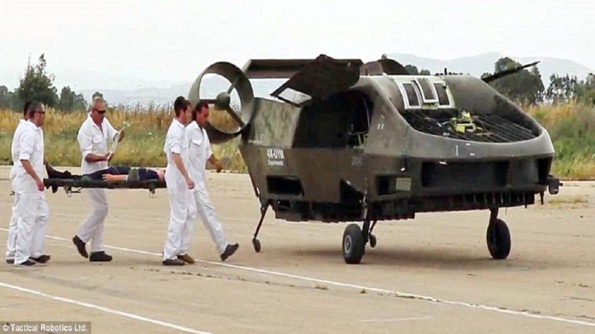 Israel presenta el 'cormorán' el automóvil volador para trasladar heridos