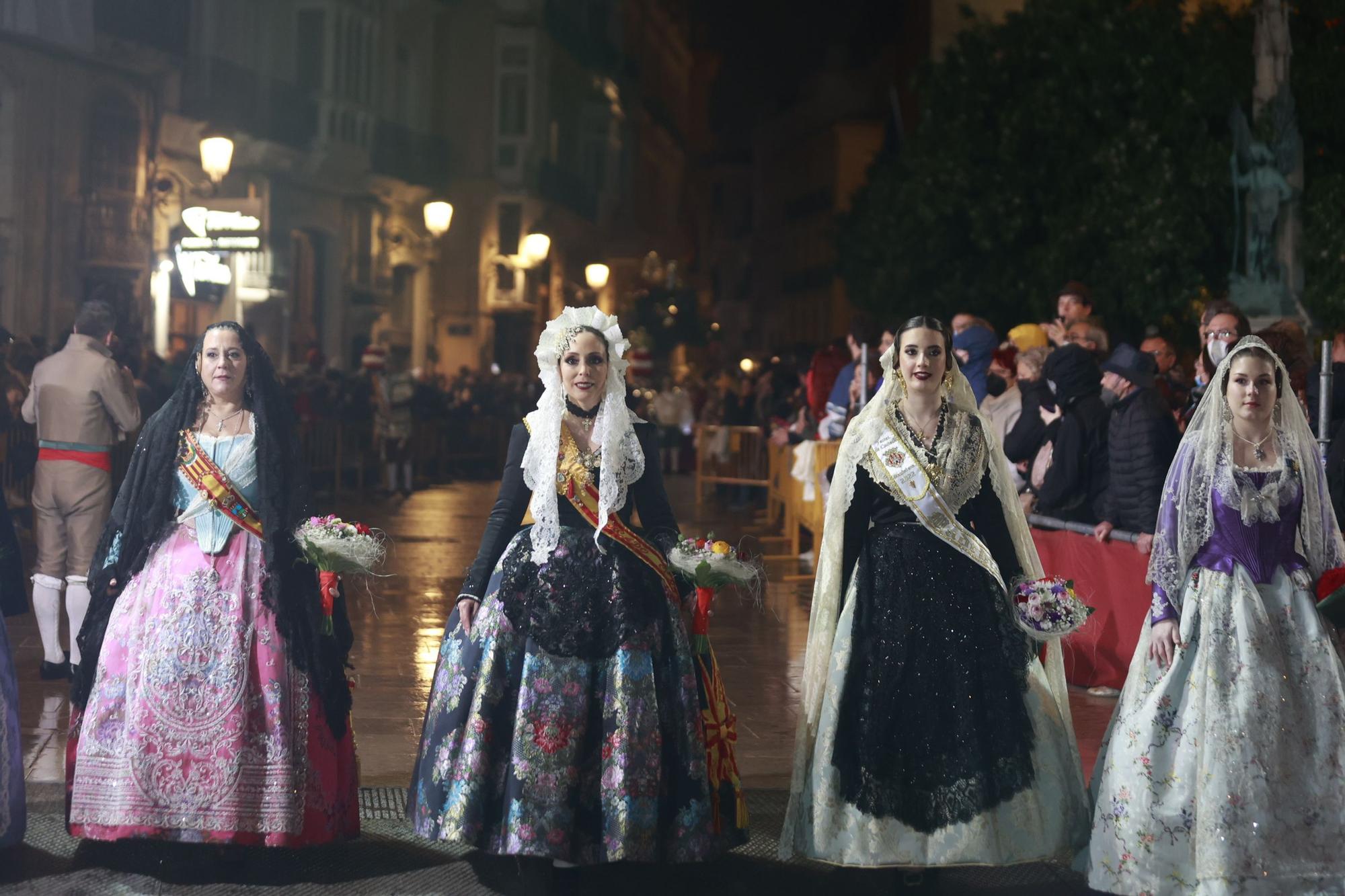 Búscate en la Ofrenda por la calle Quart (entre 22.00 y 23.00 horas)