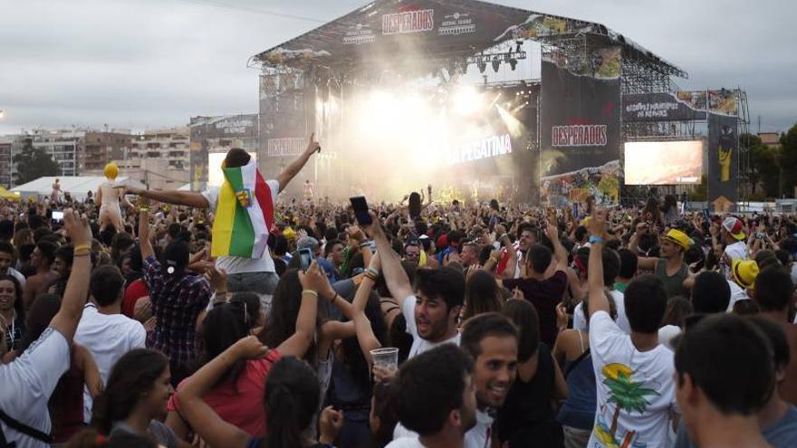 El Arenal Sound recupera la normalidad y desde las 14.00 horas vuelve la música